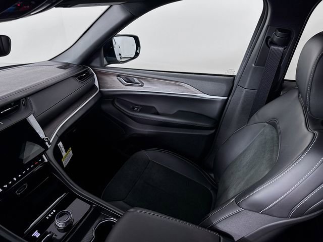 New 2026 Jeep Grand Cherokee Altitude image 26