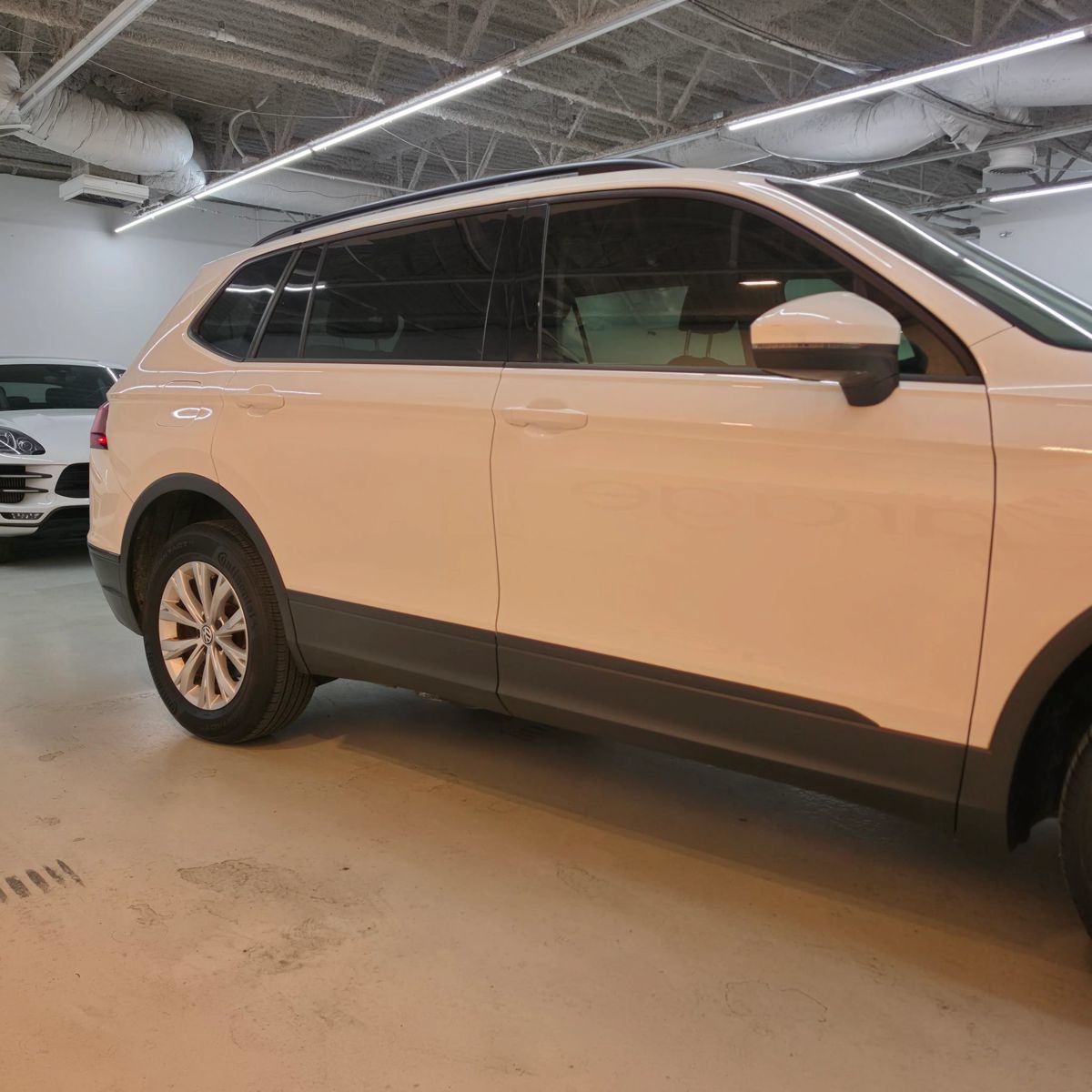 Used 2022 Volkswagen Tiguan SE FWD image 7