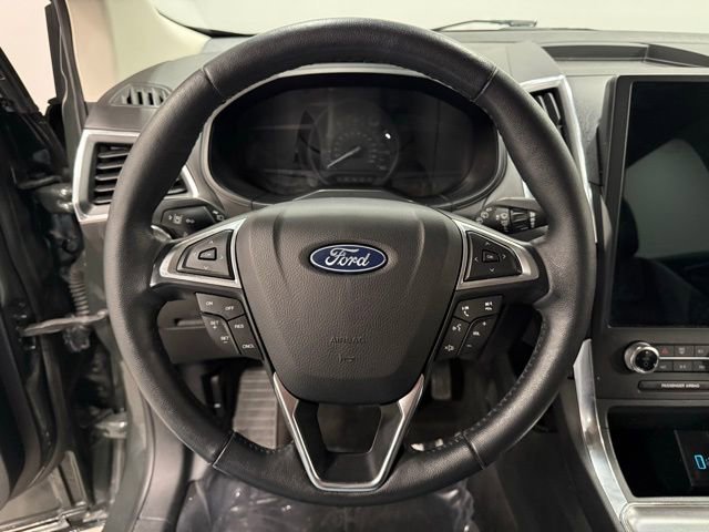 Certified 2024 Ford Edge Titanium AWD/4WD image 22