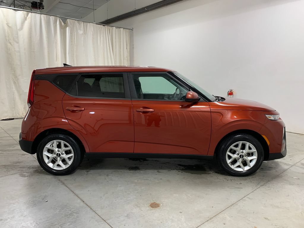 Used 2022 Kia Soul LX w/ Technology Package FWD image 25