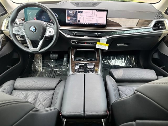 Used 2026 BMW X7 xDrive40i AWD/4WD image 18
