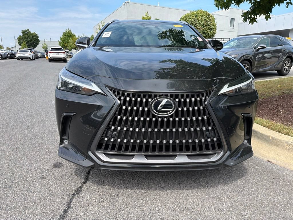 Certified 2024 Lexus NX 250 FWD w/ Towing Package (2000 Lbs) image 2