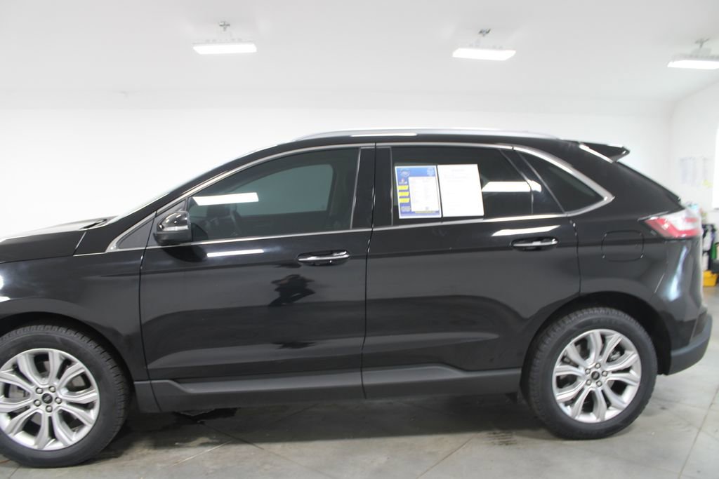 Used 2024 Ford Edge Titanium AWD/4WD image 6