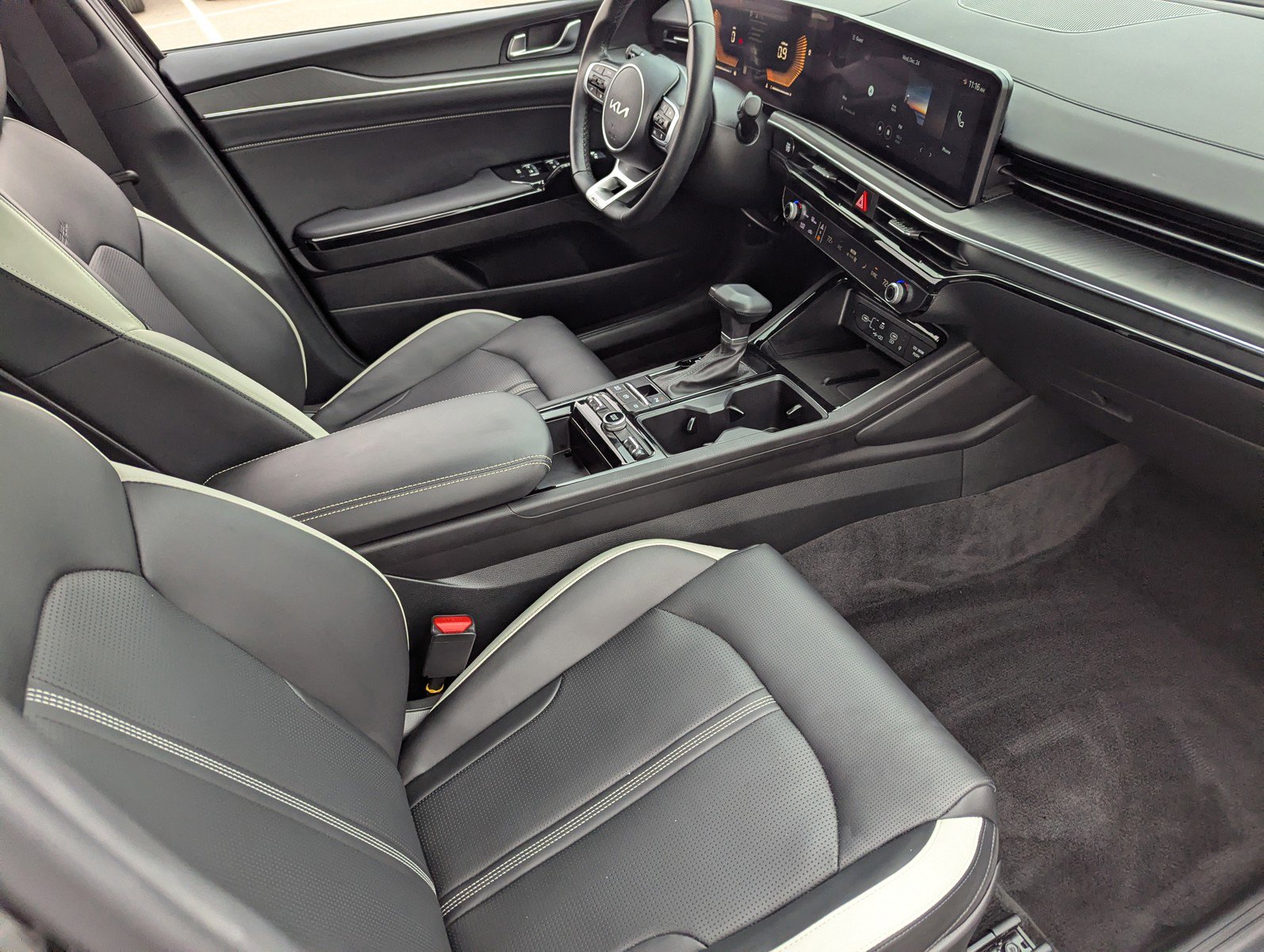 Used 2025 Kia K5 GT-Line image 13