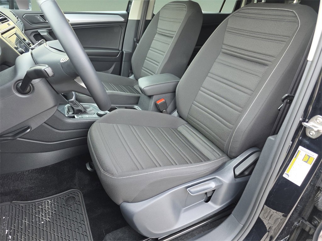 Used 2024 Volkswagen Tiguan S image 18