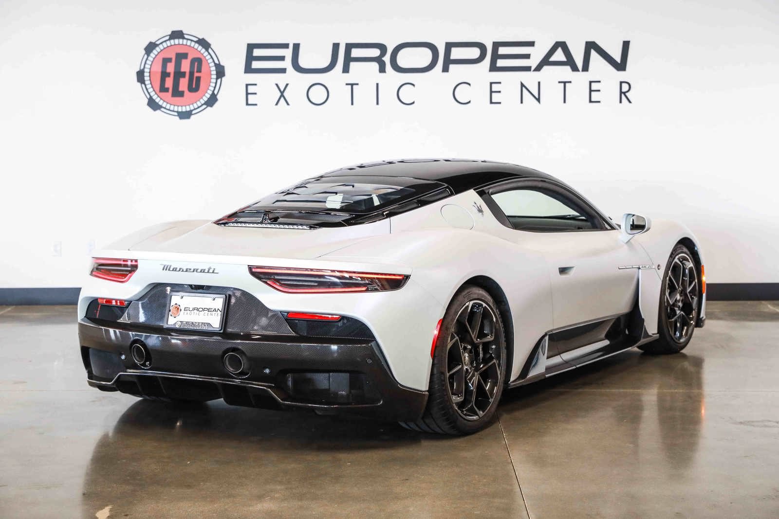 Used 2022 Maserati MC20 Coupe RWD image 13