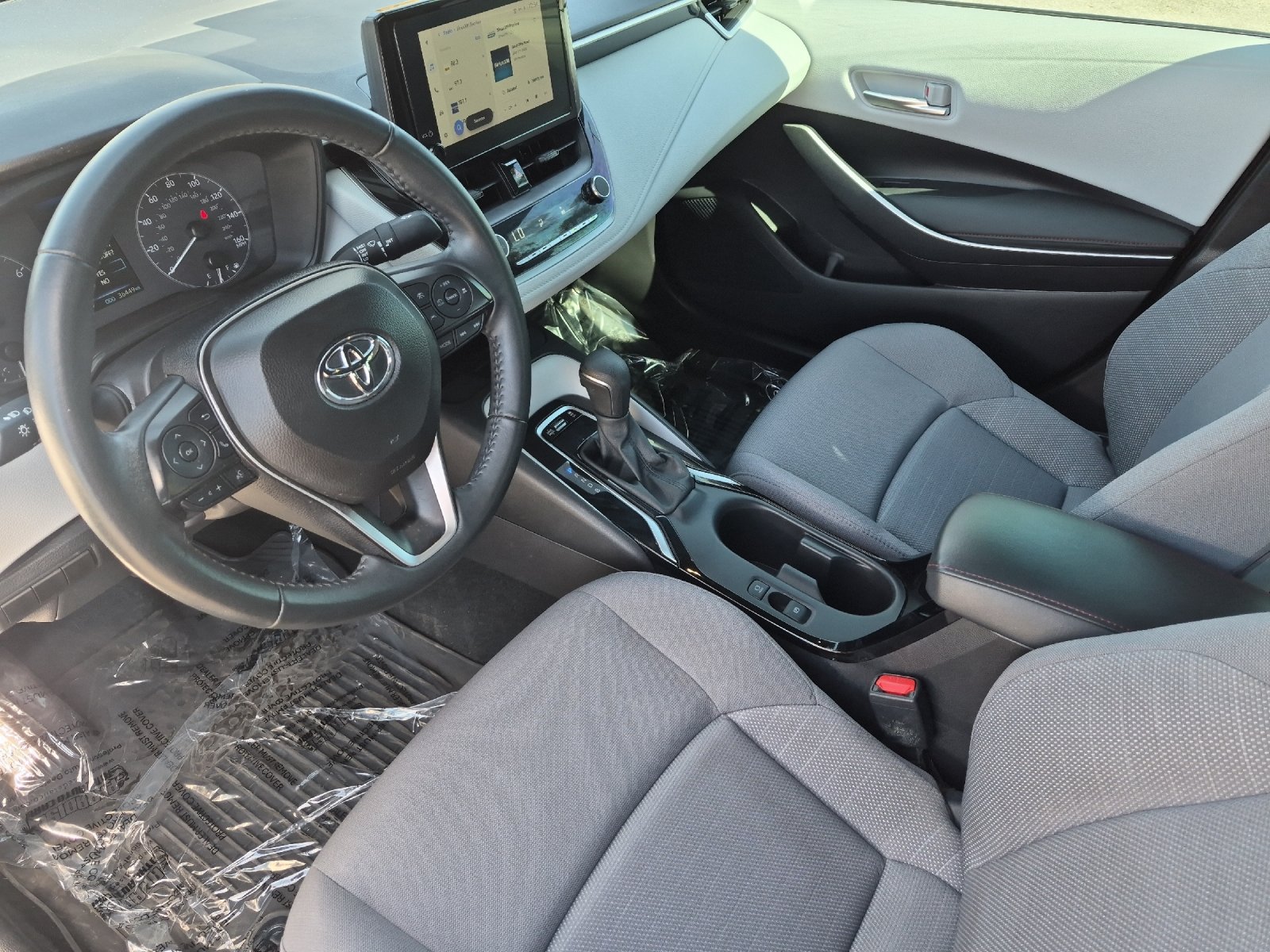 Used 2024 Toyota Corolla SE w/ SE Premium Package FWD image 9