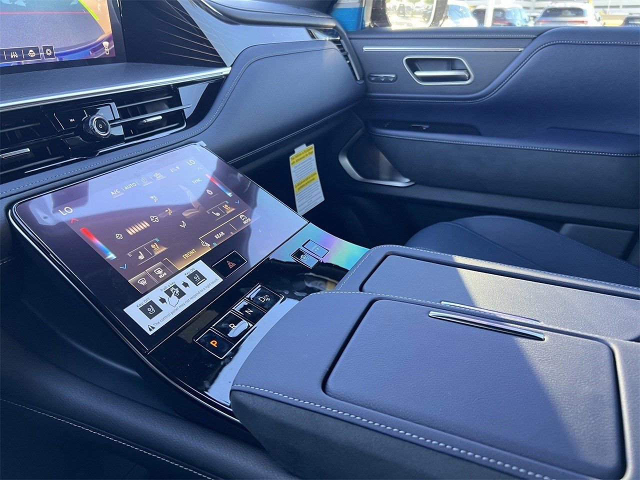 New 2026 INFINITI QX80 4WD image 17