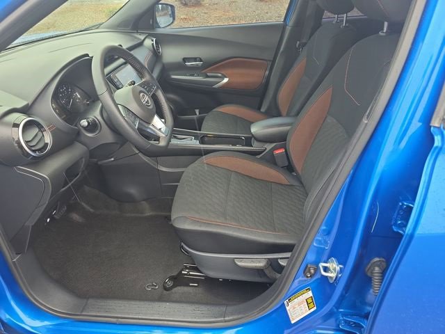 Used 2023 Nissan Kicks SR image 12