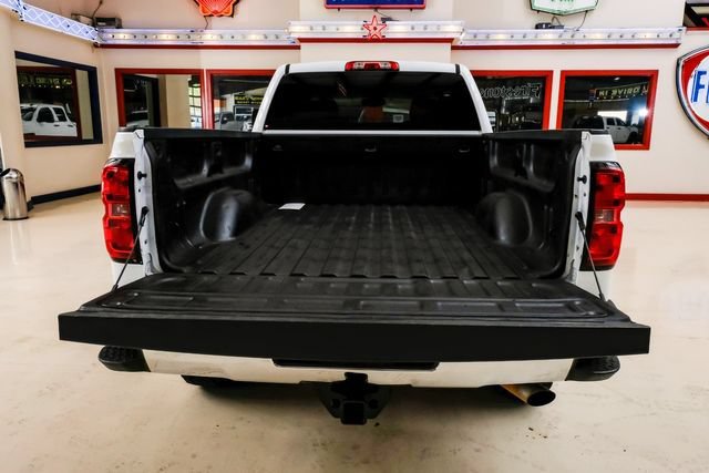 Used 2019 Chevrolet Silverado 2500 W/T AWD/4WD image 8