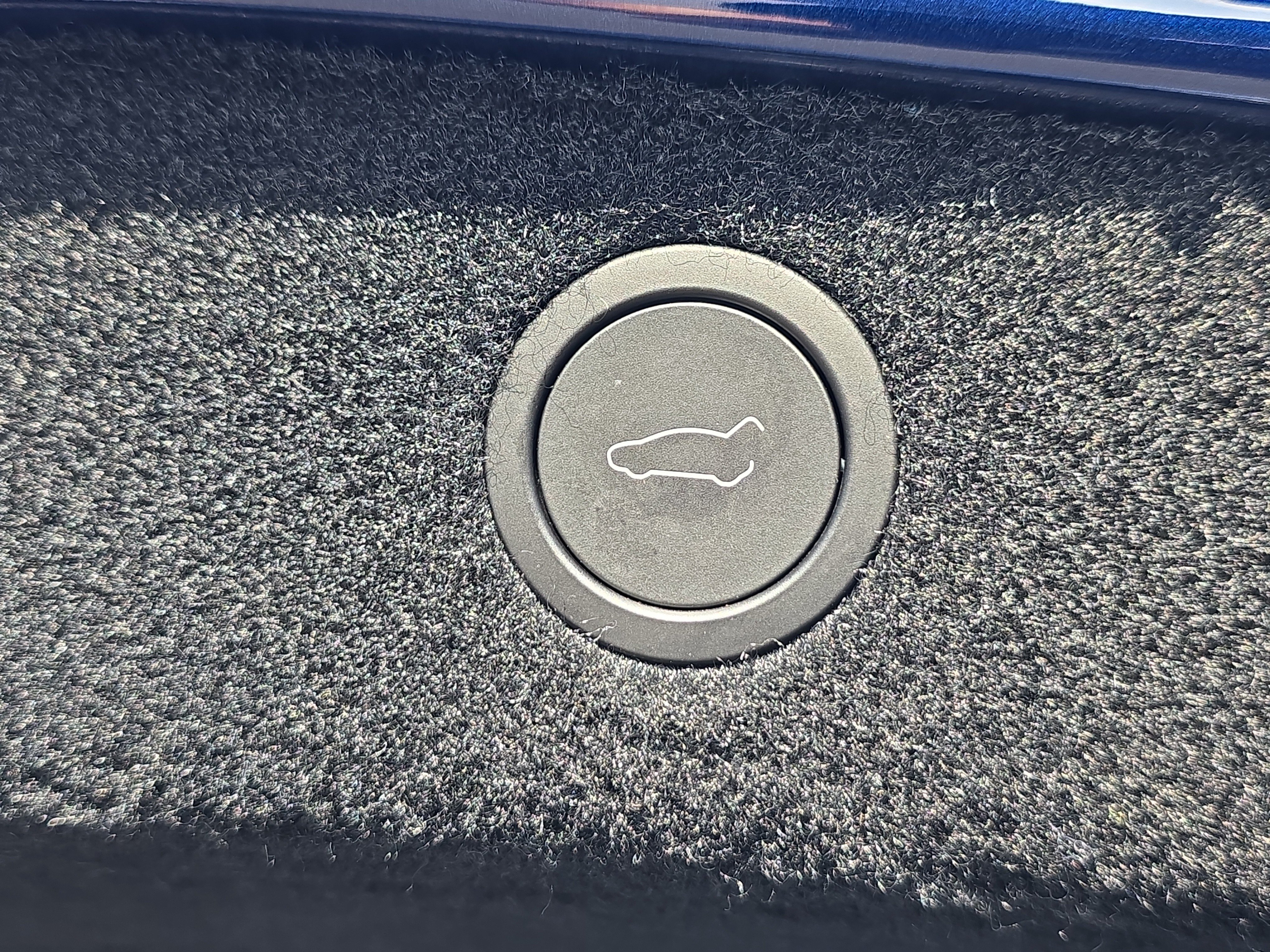 Used 2025 Tesla Model 3 Long Range AWD/4WD image 8