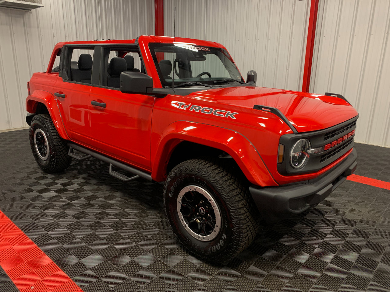 Used 2022 Ford Bronco 4-Door w/ Sasquatch Package image 4