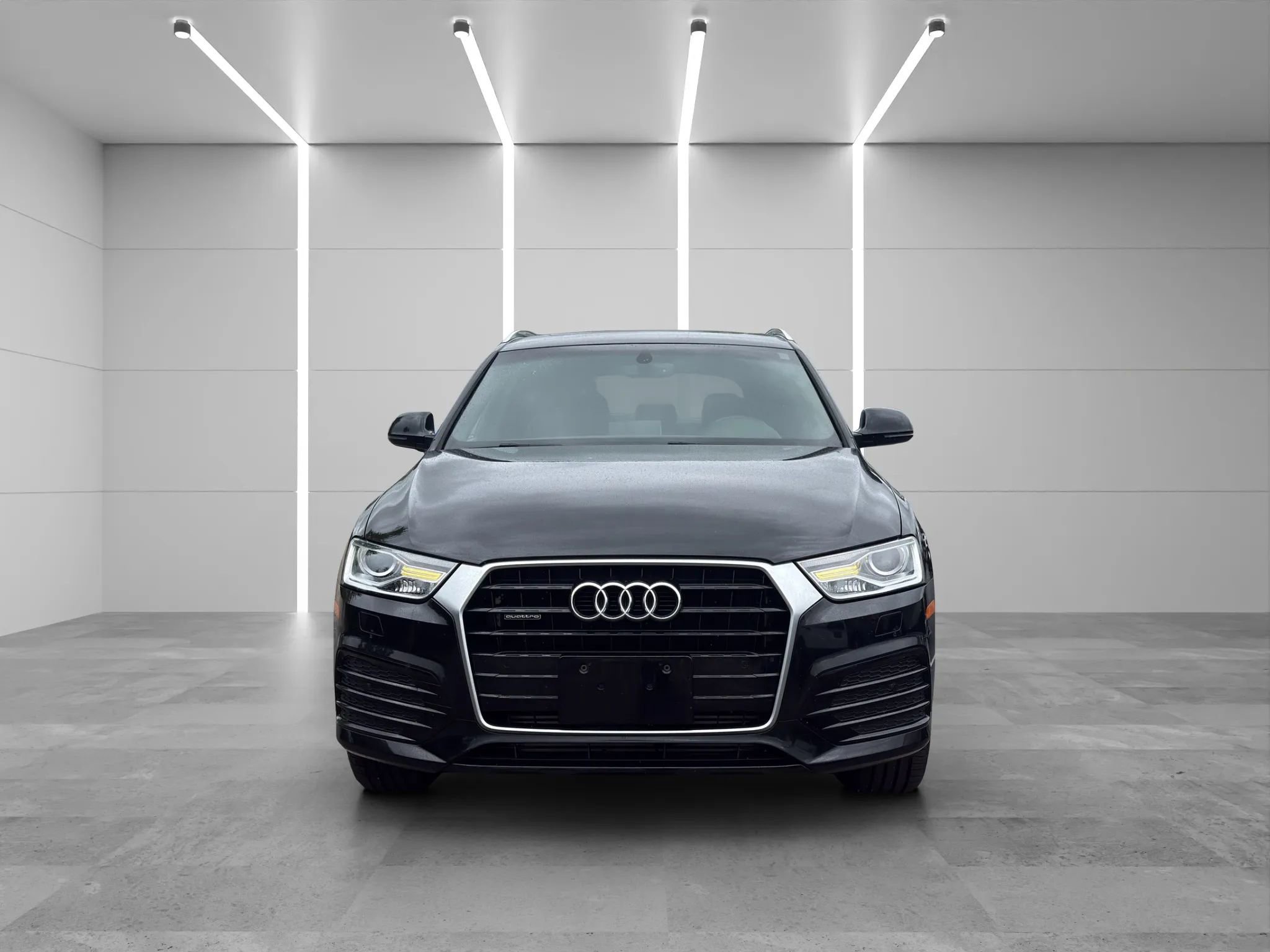 Used 2018 Audi Q3 2.0T Premium AWD/4WD image 2