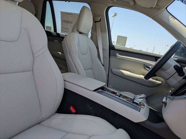 New 2026 Volvo XC90 T8 Ultra w/ Protection Package Premier AWD/4WD image 13