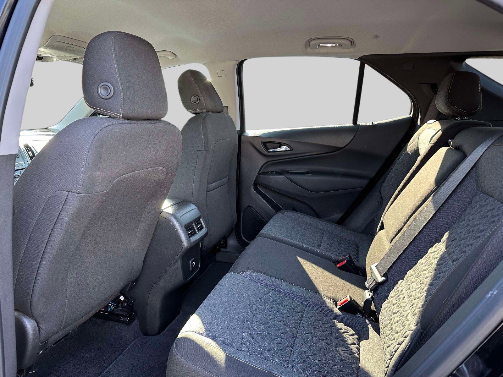 Used 2023 Chevrolet Equinox LT image 9