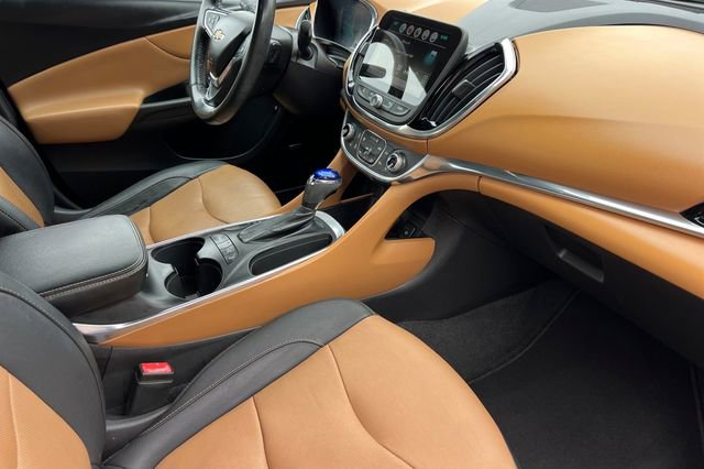 Used 2016 Chevrolet Volt Premier w/ Driver Confidence Package FWD image 20