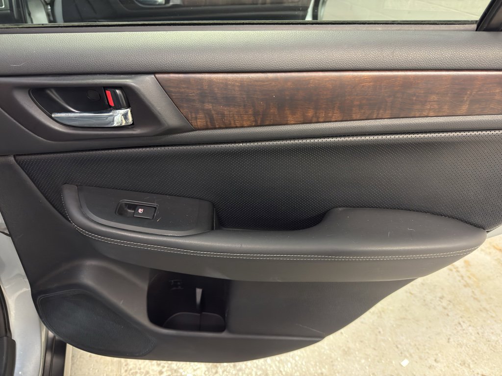 Used 2015 Subaru Outback 2.5i Limited image 25