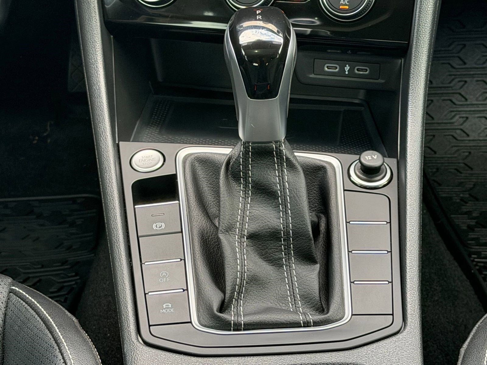 Certified 2024 Volkswagen Jetta SEL image 23