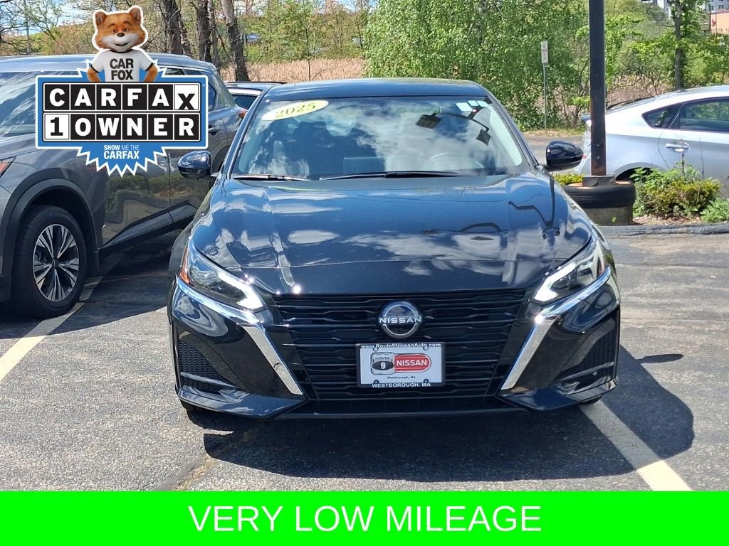 Used 2025 Nissan Altima 2.5 SV w/ SV Special Edition Package FWD image 4