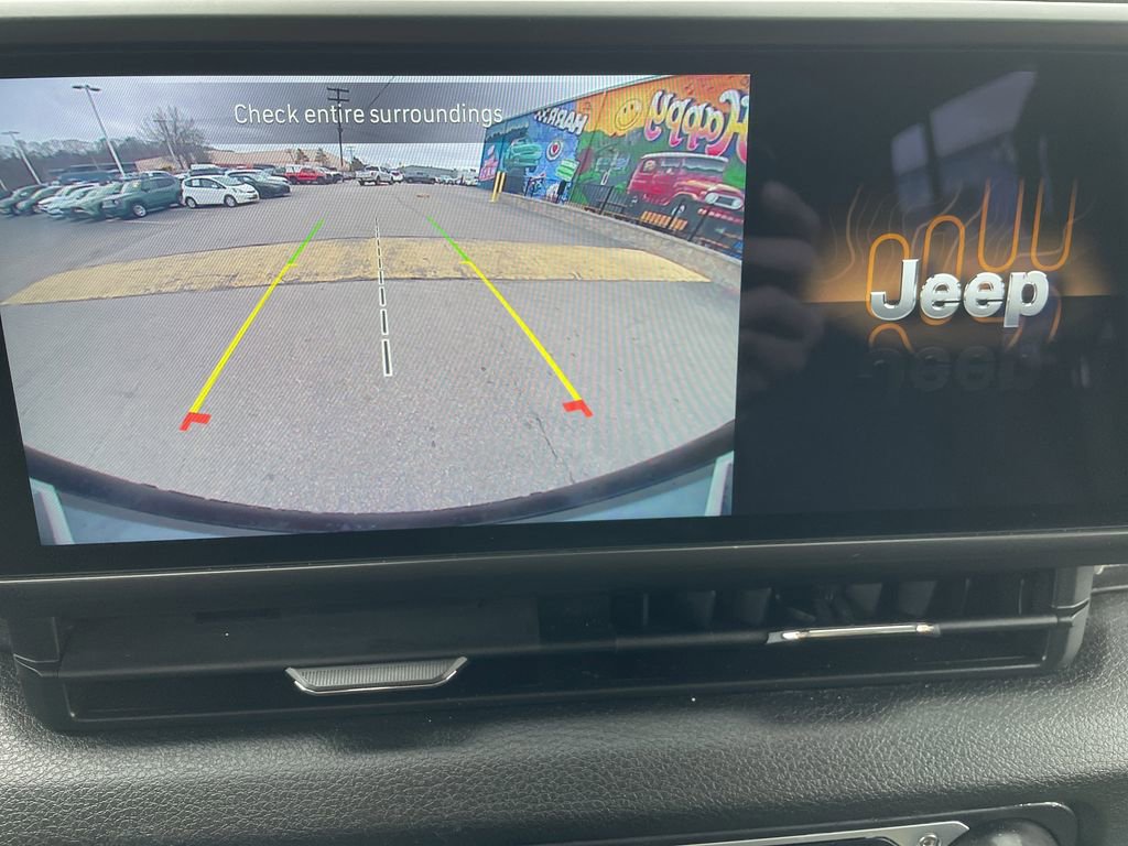 Used 2024 Jeep Wrangler Unlimited w/ Convenience Group image 20
