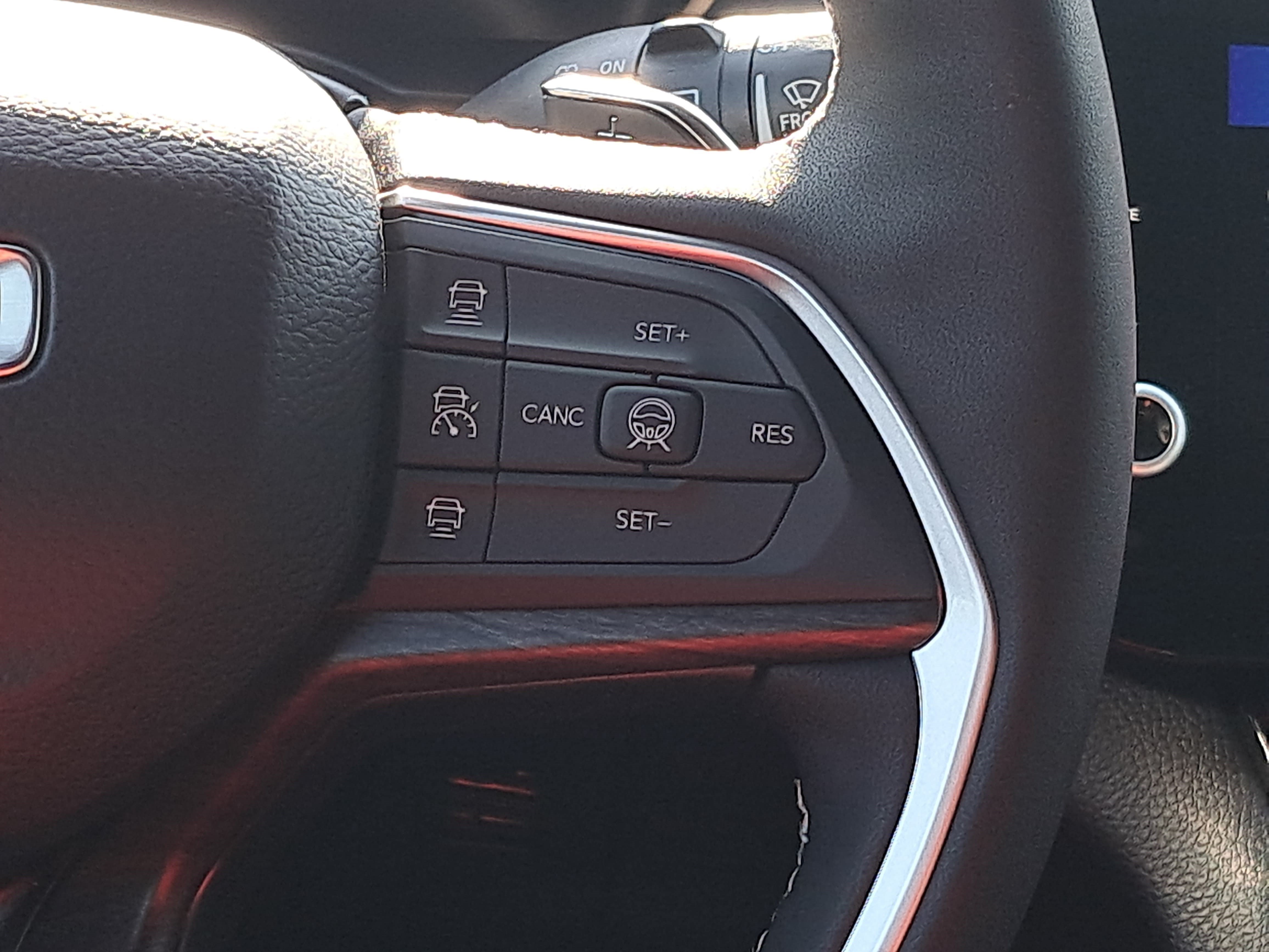New 2026 Jeep Grand Cherokee Limited AWD/4WD image 18