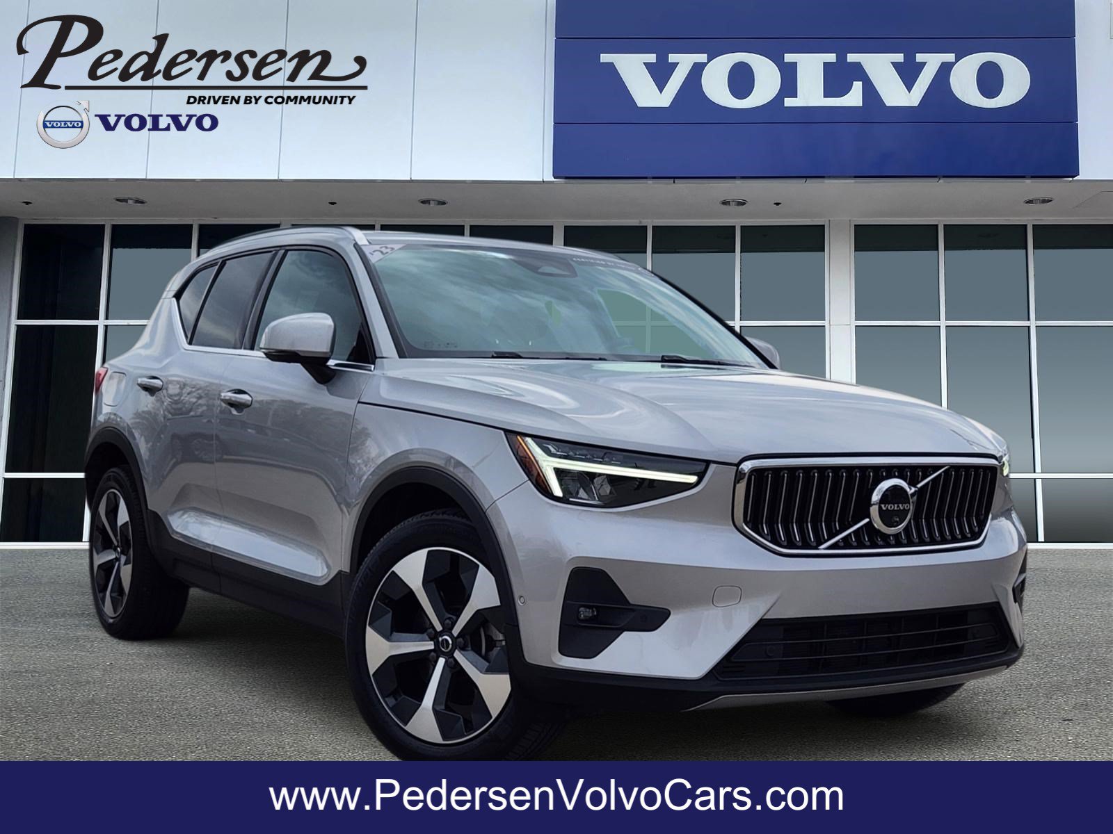 Certified 2023 Volvo XC40 B5 Ultimate w/ Protection Package AWD/4WD video 1