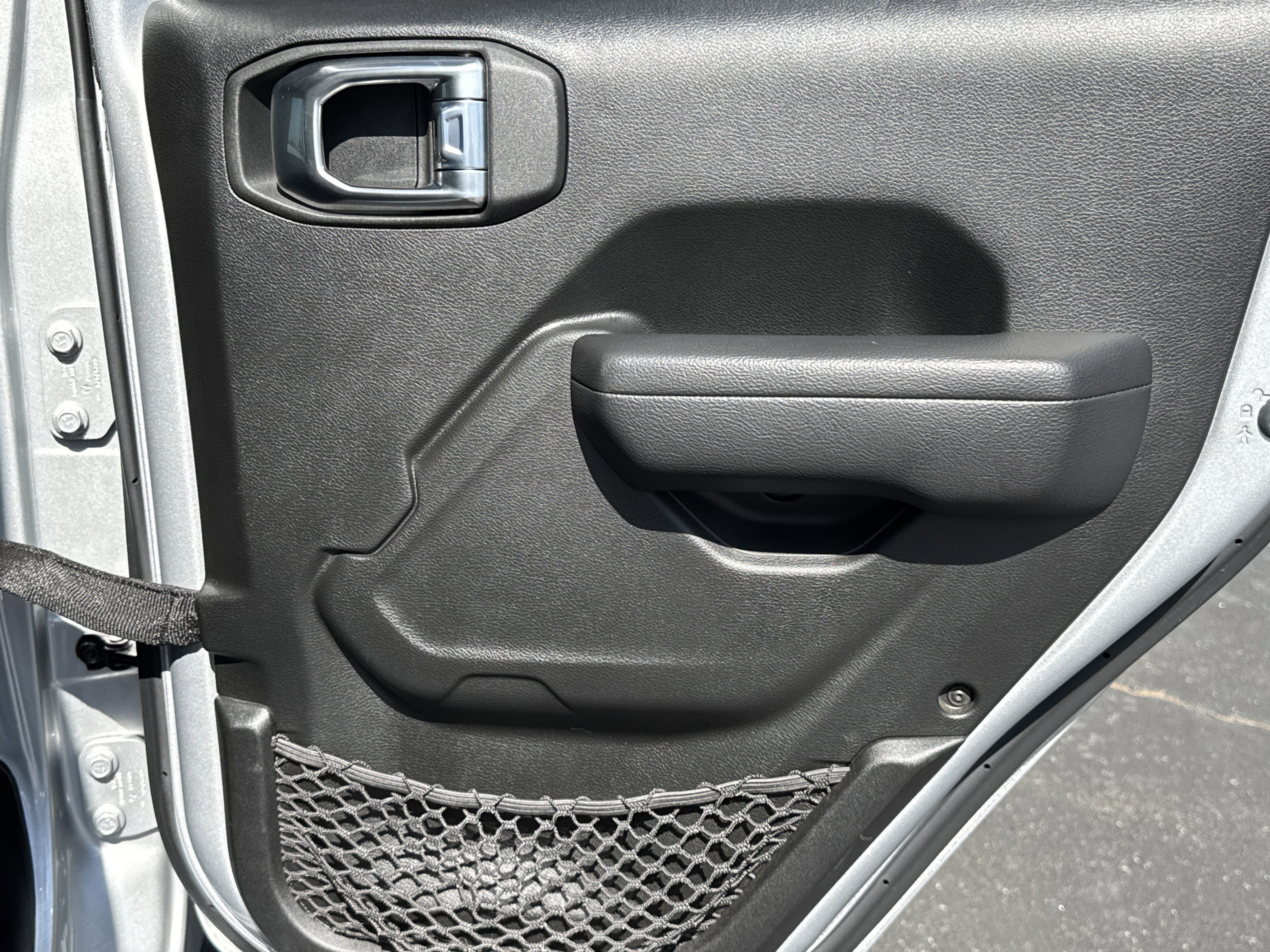 Used 2022 Jeep Wrangler Unlimited Sport AWD/4WD image 19