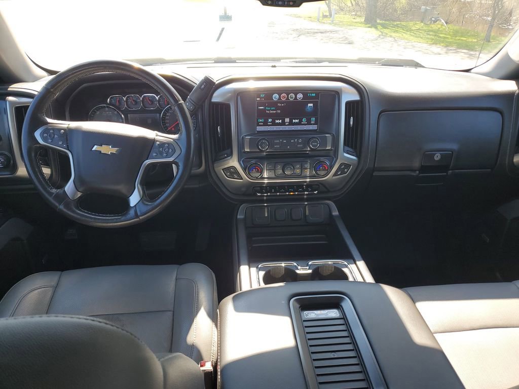 Used 2018 Chevrolet Silverado 1500 LTZ Z71 w/ LTZ Plus Package AWD/4WD image 9