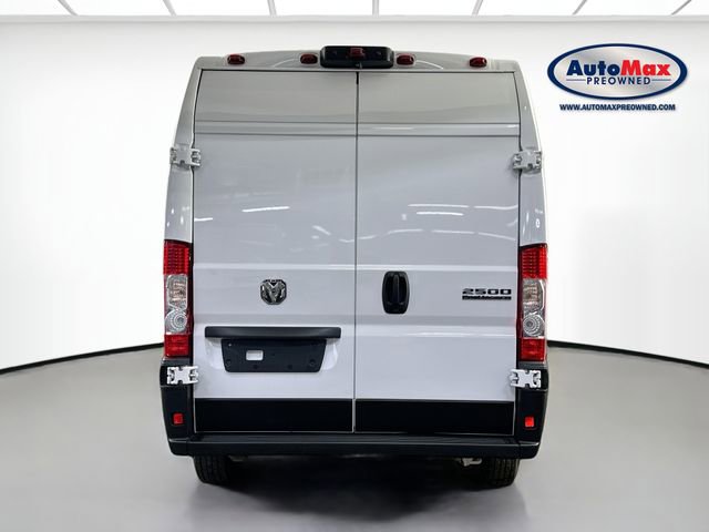 Used 2025 RAM ProMaster 2500 w/ Convenience Group image 8