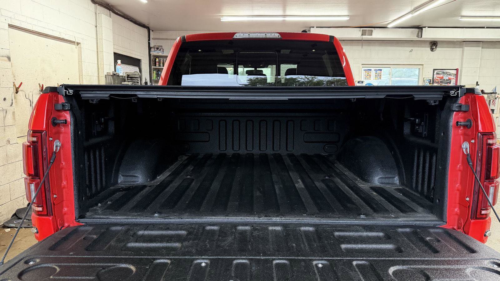 Used 2019 Ford F150 Raptor w/ Equipment Group 802A Luxury image 30