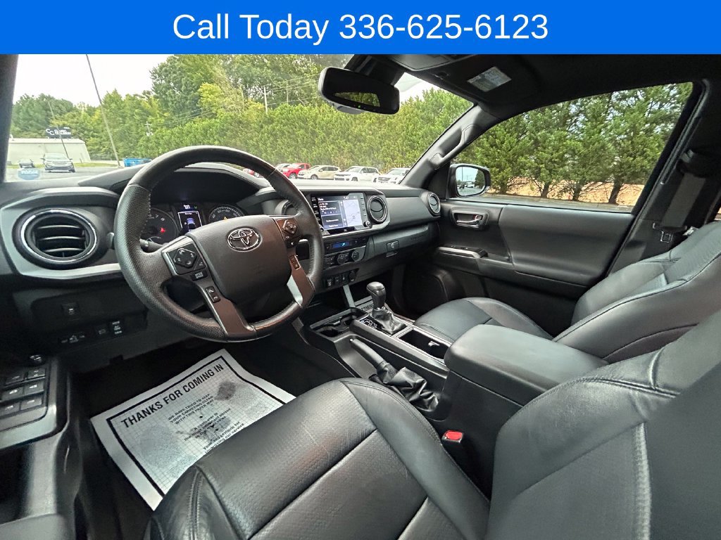 Used 2022 Toyota Tacoma TRD Off-Road w/ TRD Premium Off Road Package RWD image 19