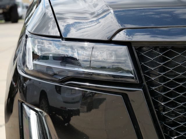 Used 2023 Cadillac Escalade Sport AWD/4WD image 9