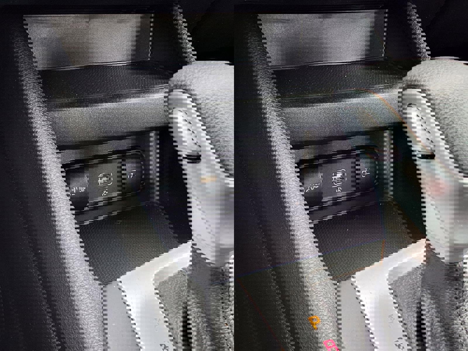 Used 2024 Kia Forte LXS image 10