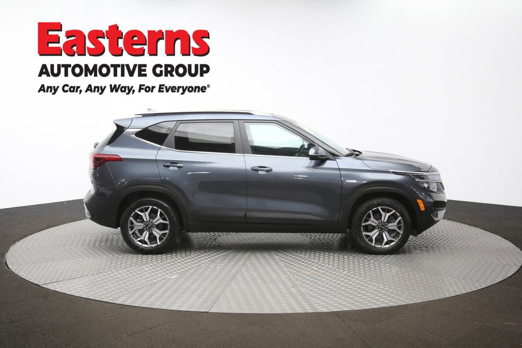Used 2023 Kia Seltos EX AWD/4WD image 46