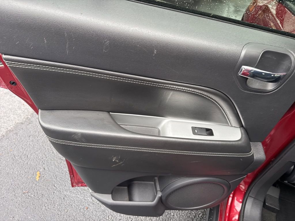 Used 2017 Jeep Compass High Altitude image 13