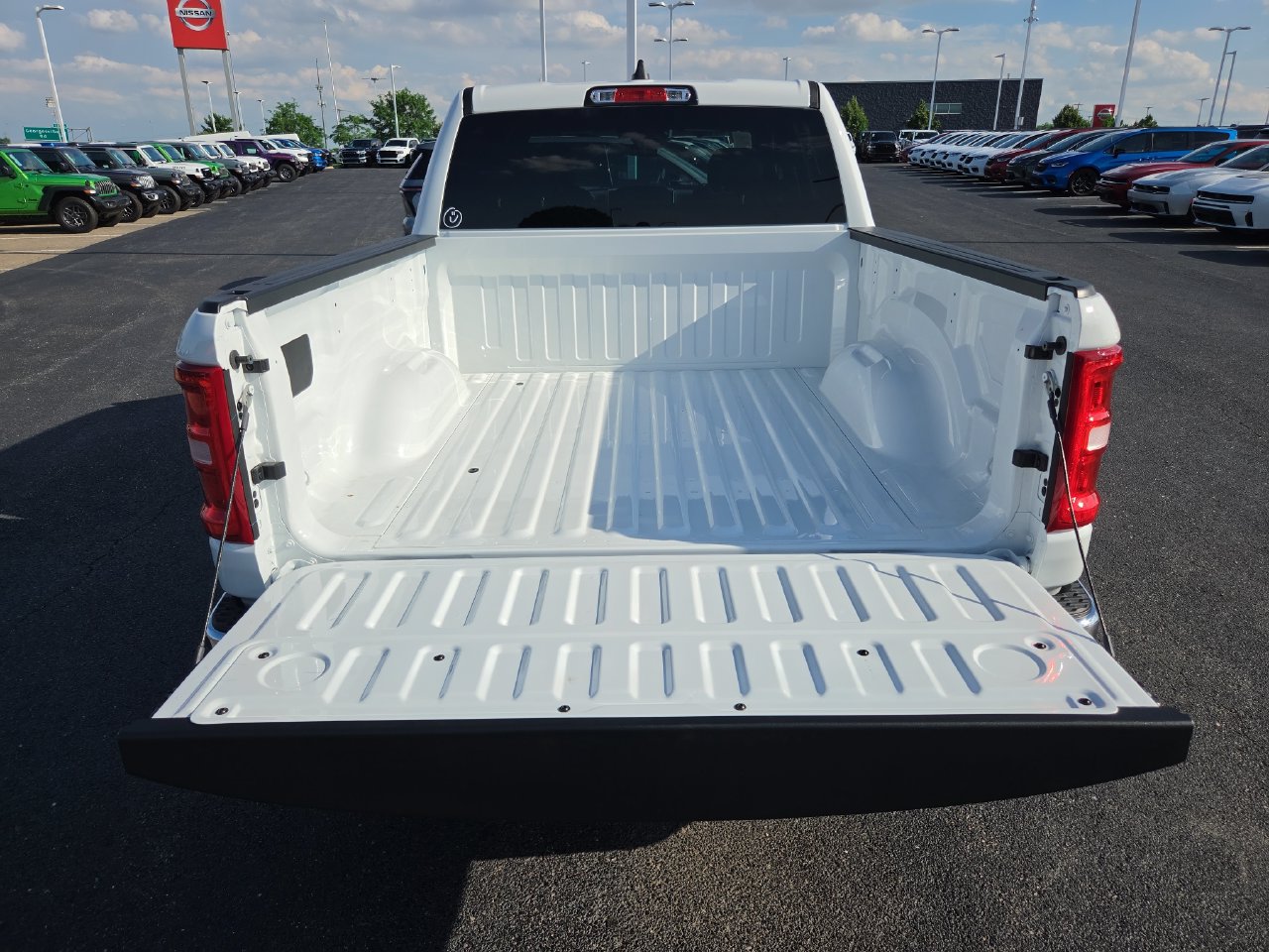 New 2026 RAM 1500 Big Horn AWD/4WD image 7