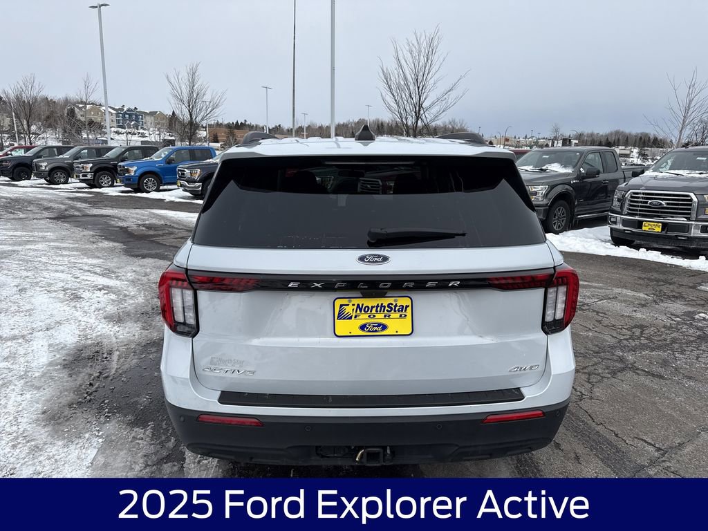 Used 2025 Ford Explorer Active image 8