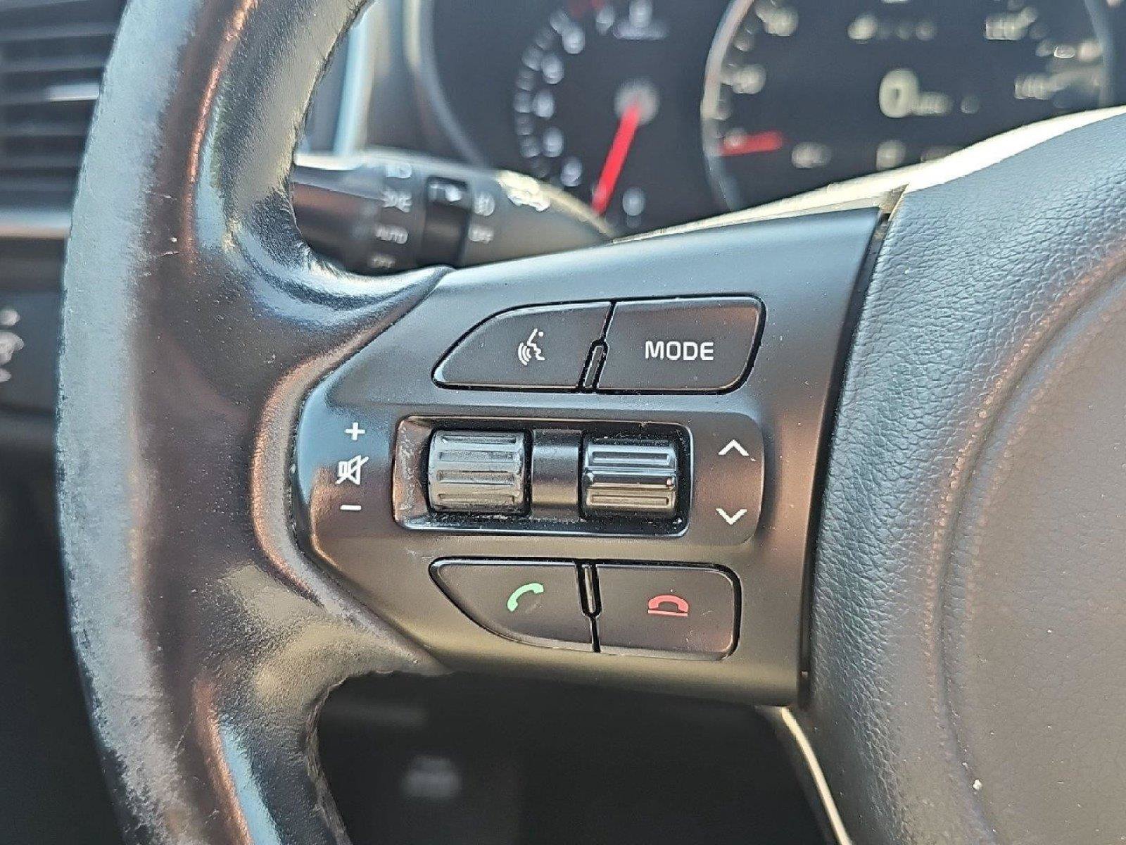 Used 2017 Kia Sorento EX AWD/4WD image 40