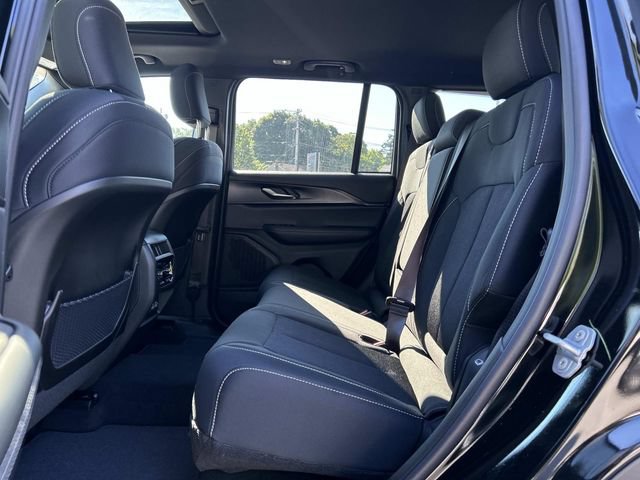 New 2026 Jeep Grand Cherokee Laredo X AWD/4WD image 5