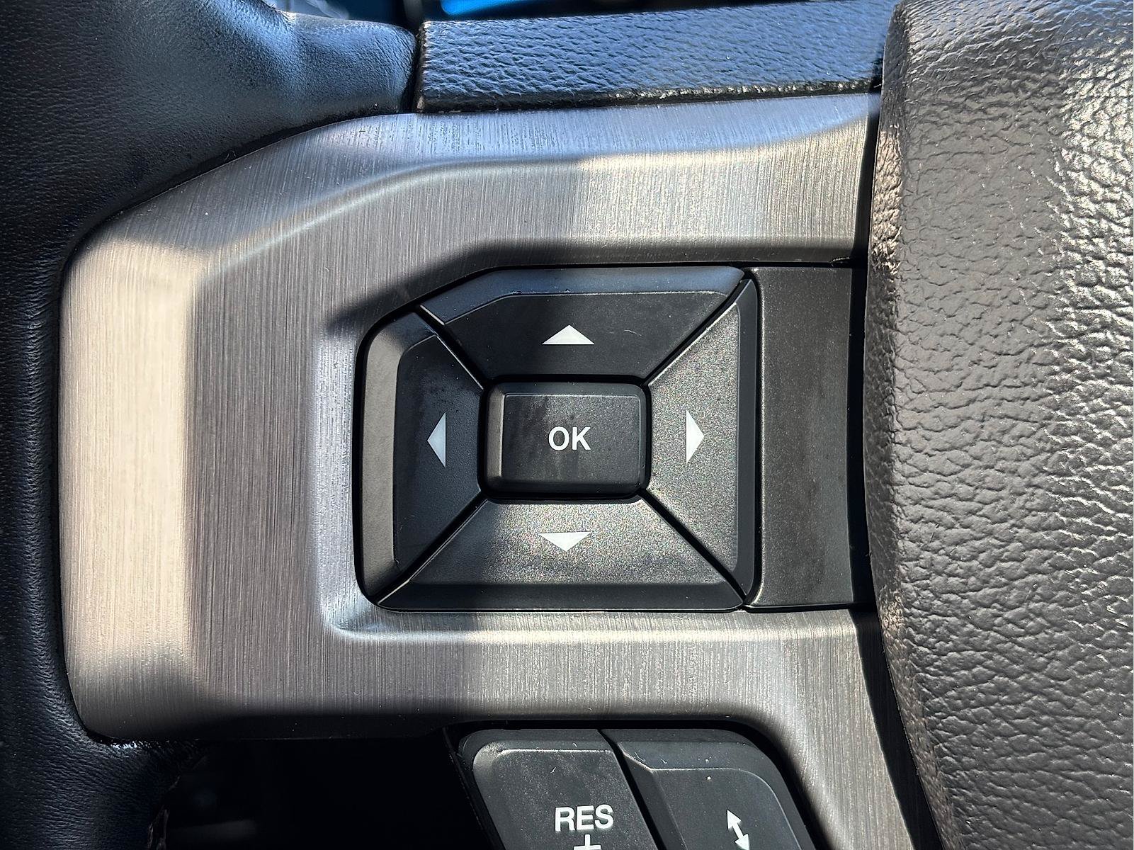 Used 2018 Ford F150 Platinum w/ Equipment Group 701A Luxury AWD/4WD image 35