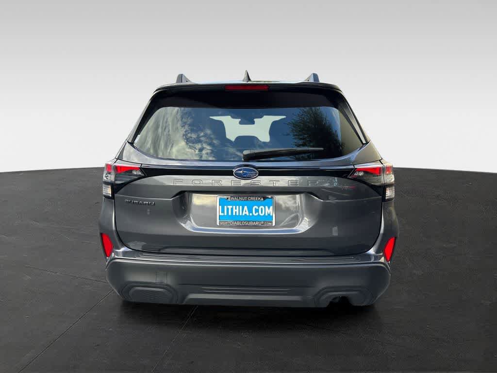 Used 2026 Subaru Forester Premium AWD/4WD image 5