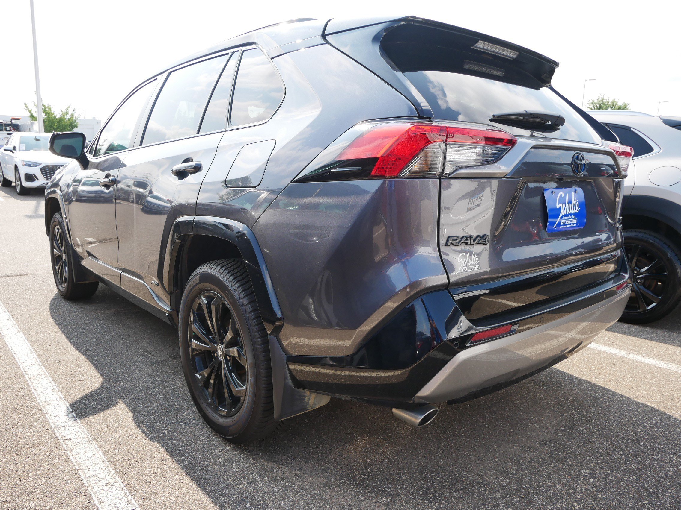 Used 2024 Toyota RAV4 XSE w/ Advanced Technology Package AWD/4WD image 4