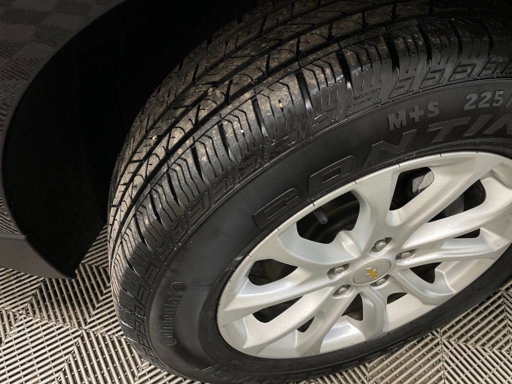 Used 2018 Chevrolet Equinox LT image 46