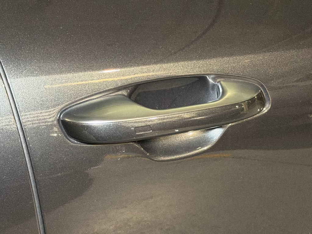 Certified 2023 Kia Niro Wave FWD image 9