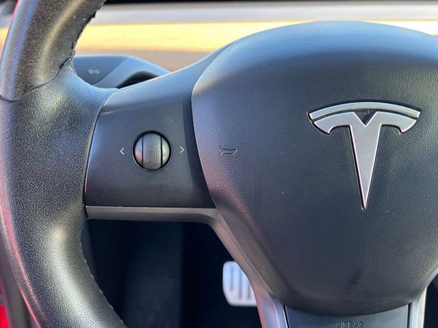 Used 2020 Tesla Model Y Performance image 21