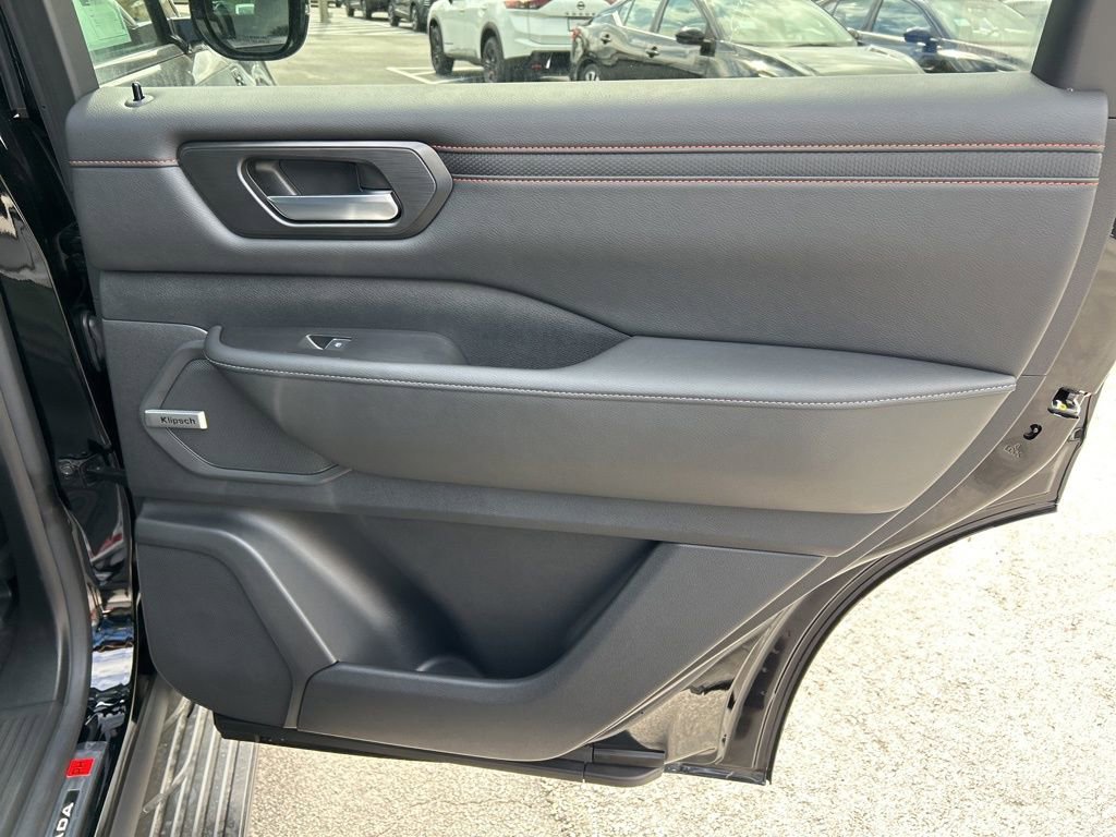 New 2025 Nissan Armada PRO-4X w/ Pro-4X Premium Package image 44