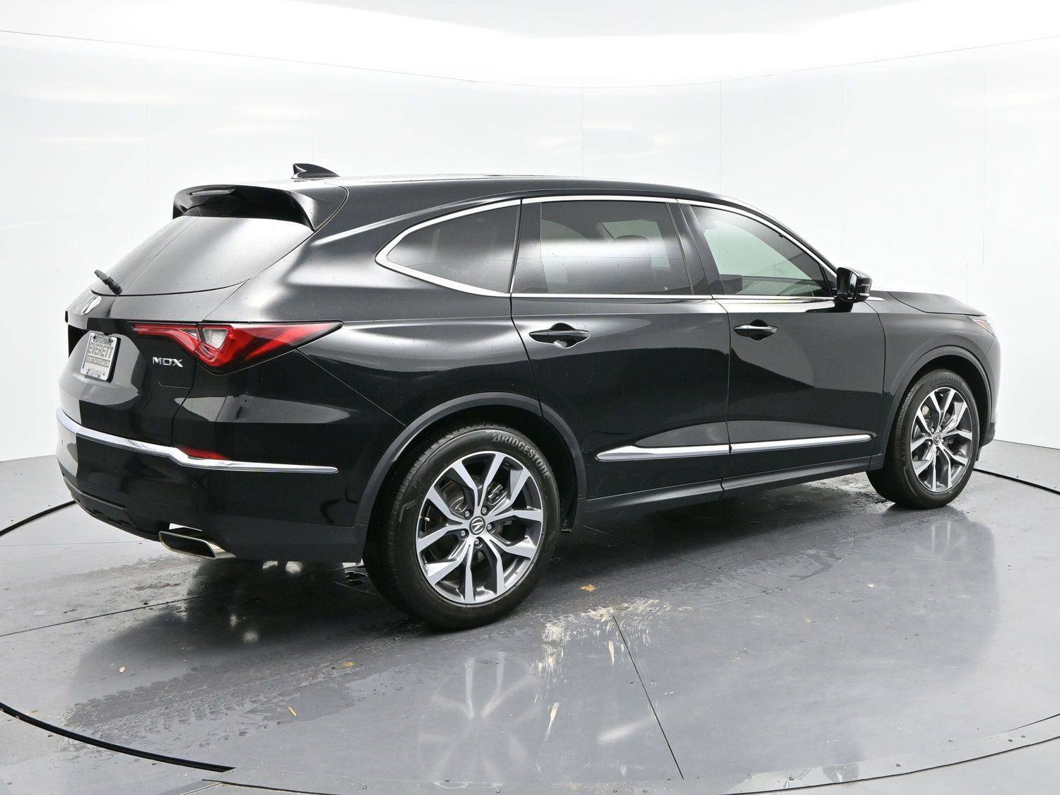 Used 2024 Acura MDX FWD w/ Technology Package image 7