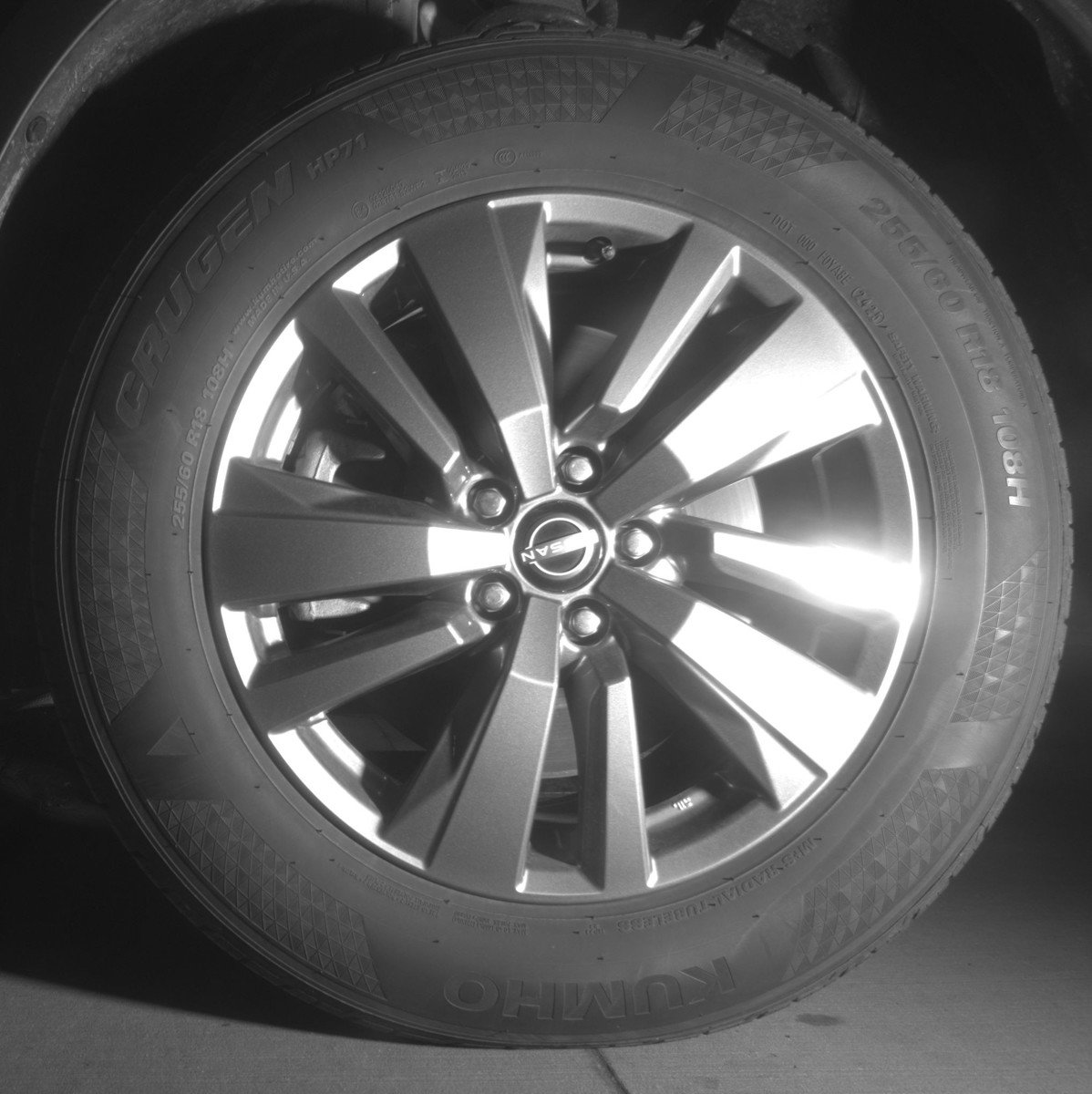 Used 2025 Nissan Pathfinder SV image 12