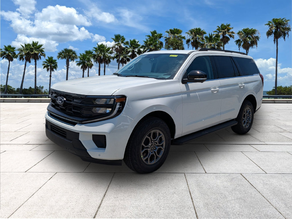 New 2027 Ford Expedition Active RWD image 3