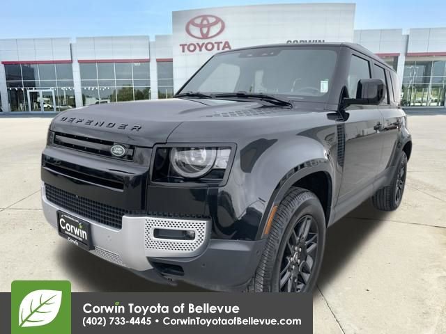 Used 2025 Land Rover Defender 110 S image 7